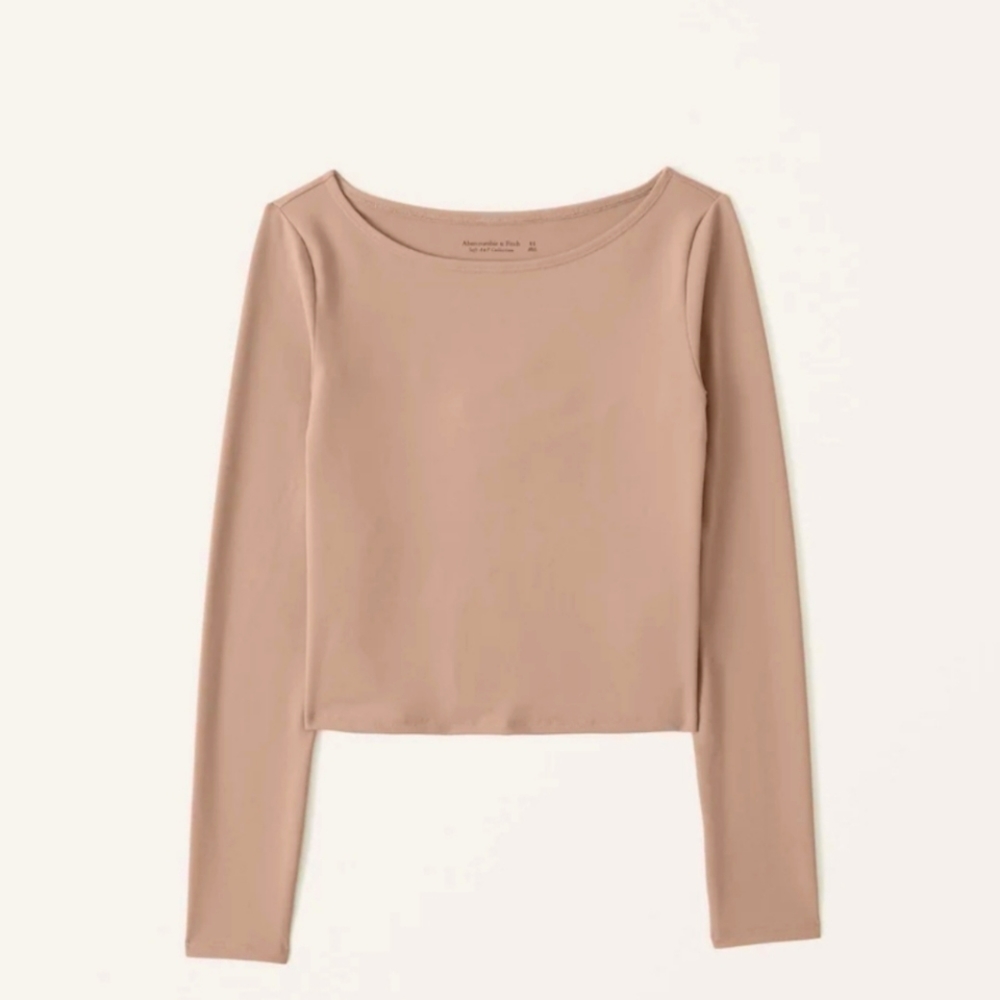 NWT WOMENS SHIRT